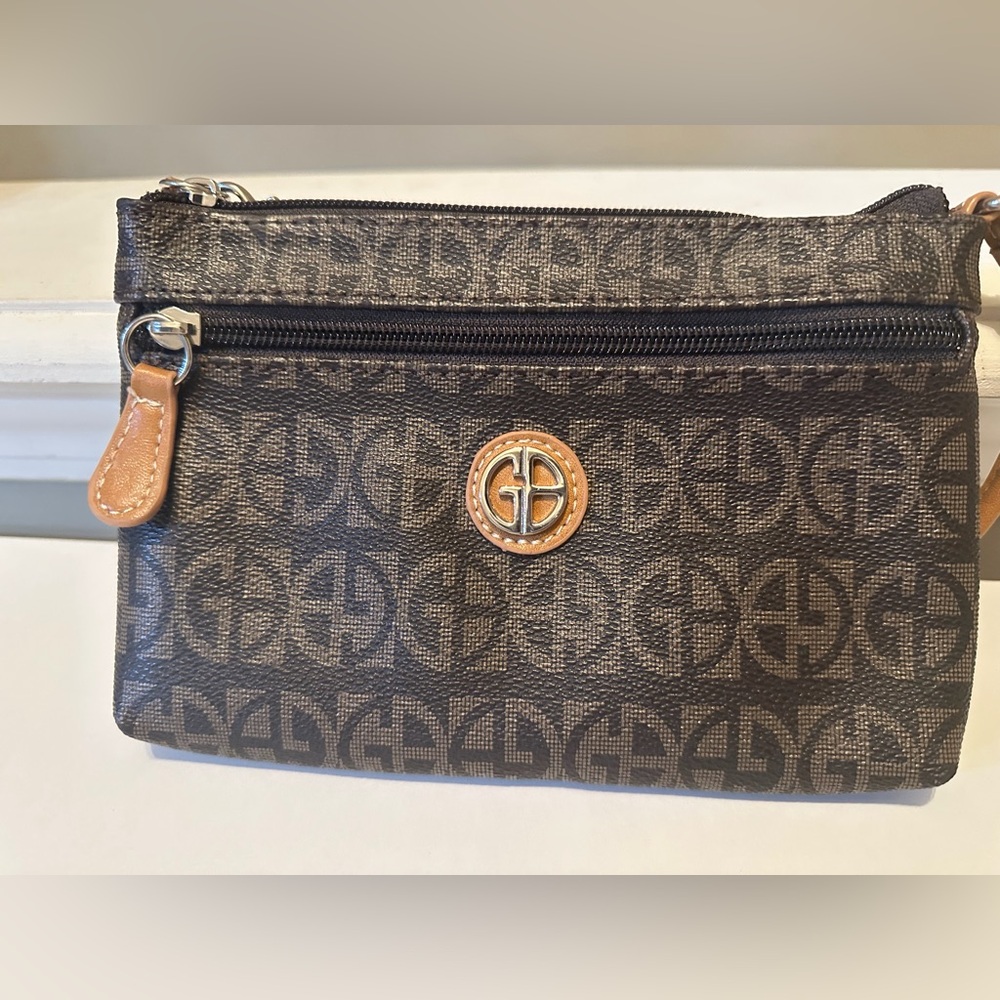 Gianni Bini Black and Brown Clutch